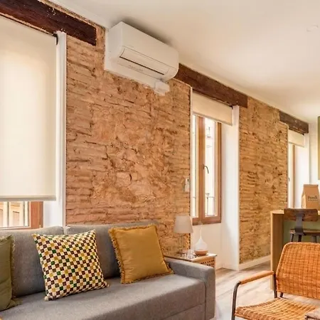 דירה Moderno Con Balcon En El Corazon De