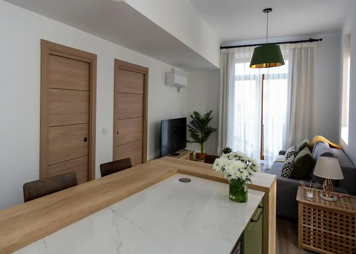 Daire Tenerias Corp, 1 Piso *